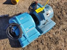 Image of 2x Air Movers - Carpet Driers