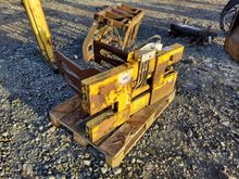 Image of 54in Width Forlkift Bale Clamp