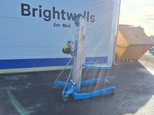 Image of Genie Sla-10 Material Lift