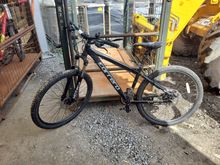 Image of 1x Carrera Vengeance Bicycle Frame Number: AJ80443128H Frame Size Not Known