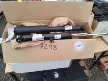 Image of Quantity Of Shock Absorbers To Fit Ford Focus & Skoda Octivia