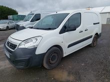 Image of PEUGEOT PARTNER BLUE HDI Crew Van