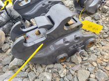 Image of Hitch 35mm Pins, 110mm Ears, 150mm Centres