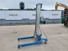 Image of Genie SLA-10 Telescopic Lifter