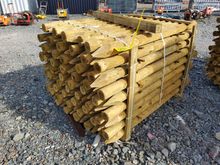 Image of 105x 5ft6" 4" UC4 Stakes