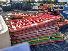 Image of 2x Pallets Of Chapter 8 Barriers