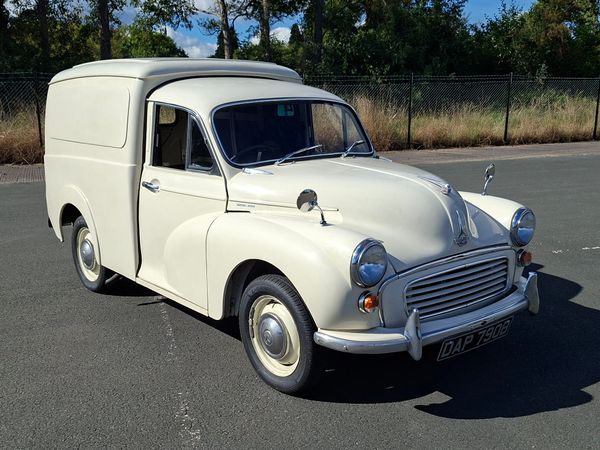 1964 Morris Light Van