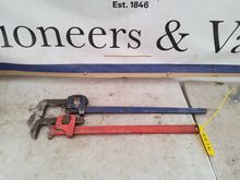 Image of 2x Stilsons Wrenches