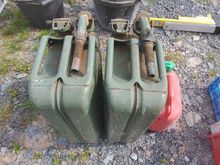 Image of 2x Jerry Cans + Petrol Can