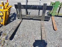 Image of CAT Pallet Forks