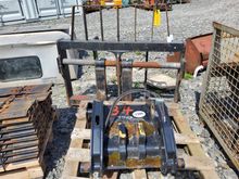 Image of CAT TH407 Hitch, Forks & Carriage