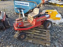 Image of Murray 10/30 Ride On Mower