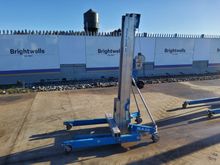 Image of Genie SLA-10 Superlift Advantage Material Lift