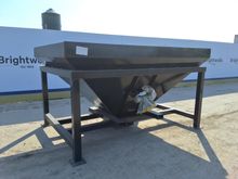 Image of Static Hopper