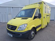 Image of MERCEDES-BENZ SPRINTER 519 CDI Ambulance