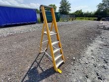 Image of 5 Rungs Stepladder