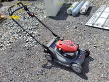 Image of Honda HRH 476 Pedestrian Mower
