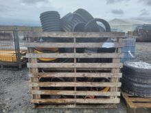 Image of 1x Box Of Qty Of Various Drainage Pipe Fittings