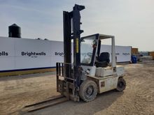 Image of Nissan EH02A25U Forklift
