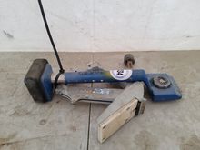 Image of Makita 1x Carpet Tool + Mannual Porta-Nailer Nail Gun