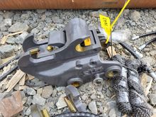 Image of Hitch 35mm Pins, 110mm Ears, 150mm Centres