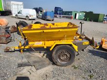Image of Logic GDS201 R Trailed Salt Spreader