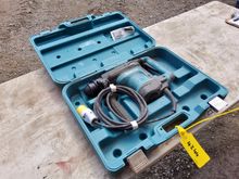 Image of Makita HR3210C Rotary Hammer Drill