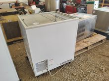 Image of Ice Cream Display Freezer