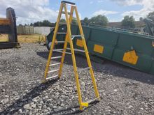 Image of Lyte Industries GFBB6 Fibreglass Stepladder 9 Steps