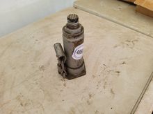 Image of JH-85 Bottle Jack