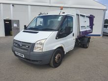 Image of FORD TRANSIT 100 T350 RWD Tipper