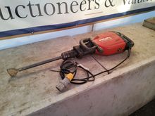 Image of Hilti TE 1000 AVR Breaker