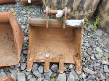 Image of 2' Digger Bucket 130mm Ears 185mm Centres 35mm Pins