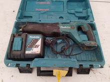 Image of Makita DJR186 | DC18RC Reciprocating Saw & Single Port Battery Charger