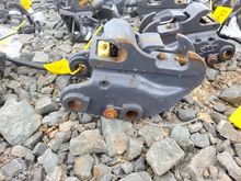 Image of Hitch 35mm Pins, 110mm Ears, 150mm Centres