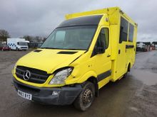 Image of MERCEDES-BENZ SPRINTER 519 CDI Ambulance