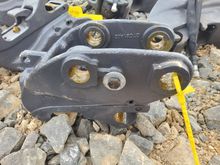 Image of Hitch 35mm Pins, 110mm Ears, 150mm Centres