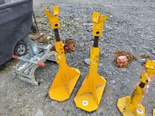 Image of Pair Of 8T Axle Stands