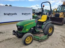 Image of John Deere 2720 HST 4wd Compact Tractor