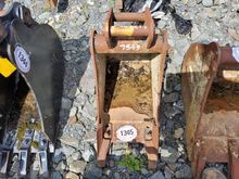 Image of 12" Bucket 35mm Pins 165mm Centres