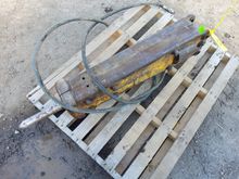 Image of 1T Breaker 30m Pins | 100mm Ears