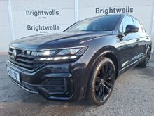 Image of VOLKSWAGEN TOUAREG V6 BLACK EDITION Estate