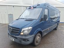 Image of MERCEDES-BENZ SPRINTER 519 CDI Van With Side Windows