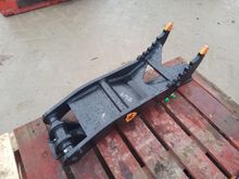 Image of Hardlife 020-TH-H 2-4 Tonne Hydraulic Thumb Attachment