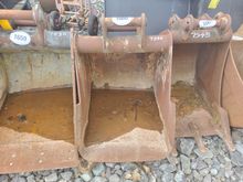 Image of 24" Bucket 50mm Pins 295mm Centres