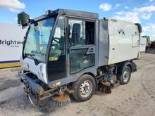 Image of SCARAB M25H Compact Sweeper