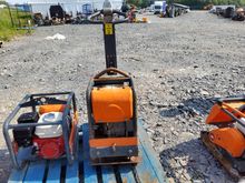 Image of Belle Diesel Forward/ Reverse 16 " Petrol Compaction Plate