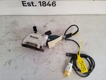 Image of Makita Ga5021/1 125Mm Angle Grinder 110V 1.69Kg