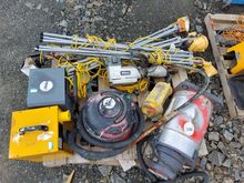 Image of Quantity of Work Lights + 2x Industrial Vaccums