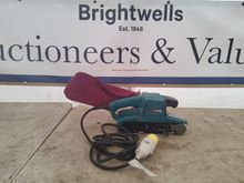 Image of Makita 9404 Belt Sander